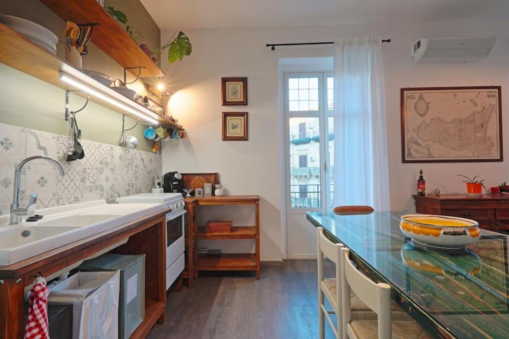 La Casuzza Del Borgo - Porto - Politeama Leilighet Palermo Eksteriør bilde