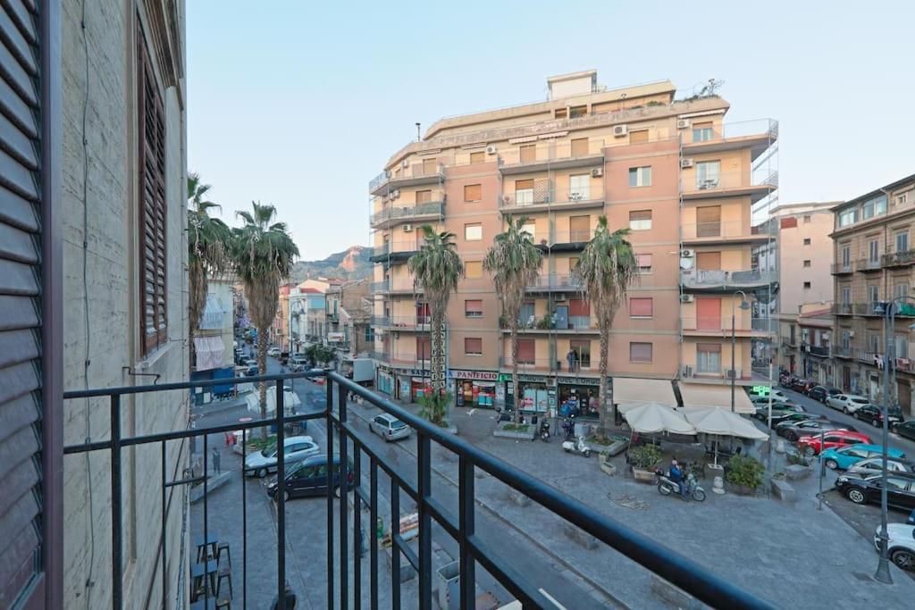 La Casuzza Del Borgo - Porto - Politeama Leilighet Palermo Eksteriør bilde